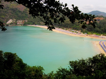 Пляж Nai Harn Beach